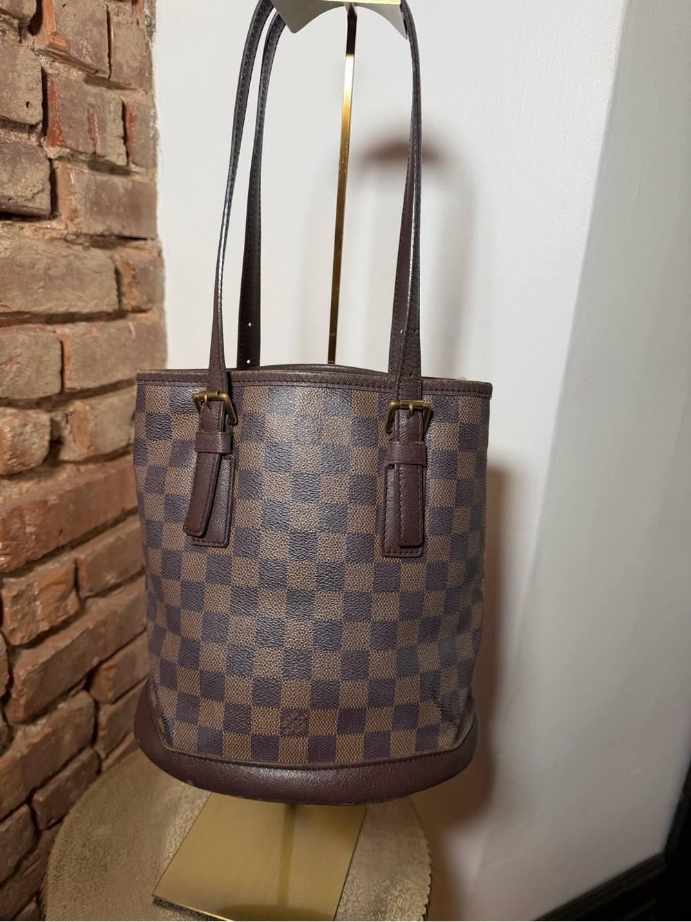 Louis Vuitton Marais Bucket Bag  Damier Ebene Canvas Tote